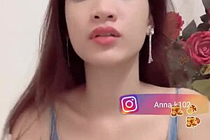 Instagram anna k102 shows flat chest