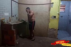 paying the bricklayer with your ass? bbw with monster cock