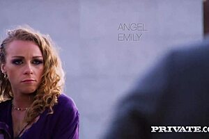 i creampie horny blonde's gaping ass