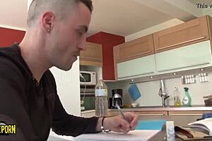 Very hot cougar says, I fuck and have fun.