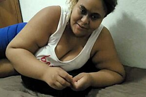 Professora safada convida aluno para estudar em sua casa e ele acaba fudendo seu cuzinho ate gozar