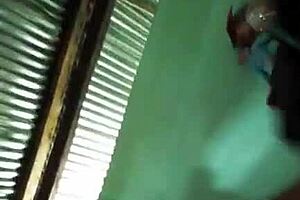 Wife delivers excellent oral pleasure