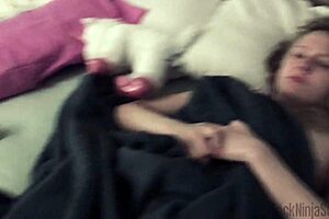 Эй брат, застукал тебя с игрушками мамы, какой теперь отмаз?