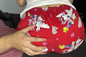 Innocent stepdaughter sits on stepdad's lap to eat. He secretly enjoys her big ass!