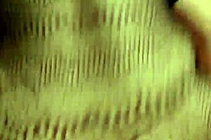 Wife gives blowjob and doggystyle