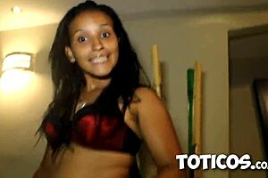 hey check out this ebony teen 18+ pussy on dominican beach with toticos 😏