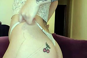 I’m a redhead teasing my tight asshole with toys for fun