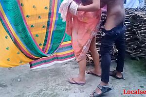 Desi Indian Bhabi Outdoor Video