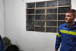 i called the young electrician for tv help, got wet, and paid with blowjob and pussy sex