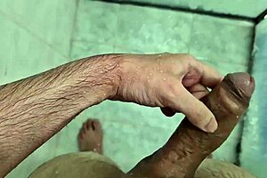 Brazilian twink jerks off in shower for neighbor