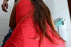 Tomando No Cú No Banheiro Da Balada