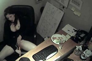Secretary Rubs Her Tits and Masturbates Wildly at Work