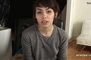 All Natural Sloan Fingers Hairy Pussy