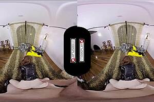 Batgirl Cosplay Slut Wants to Fuck You Silly in VR Goggles On