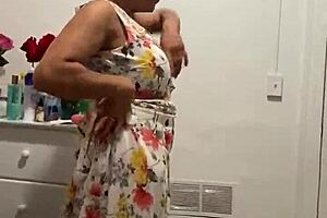 anna maria teasing her fans backstage