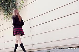 student linda sweet in group session with bent over riding