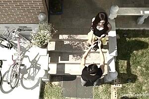 Wow! Peeking at Sister Taking a Bath Now!