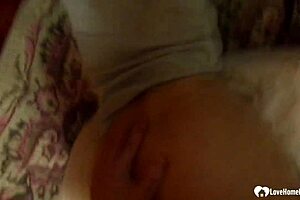 Amateur video of stepsister having sex in bedroom