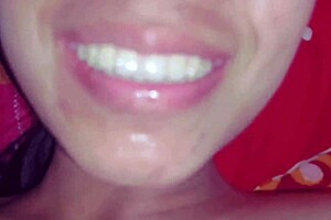 Amateurs lick wet shaved pussies in group oral session