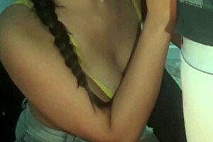 novinha taking cumshot close up