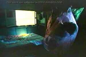 Anna Marie Gutierrez se déshabille nue en scène intense Scorpio Night