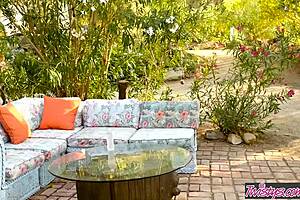 i'm watching karla kush and penny pax tear it up with their tongues