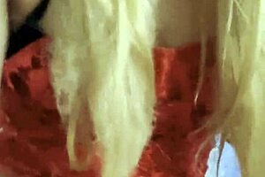 travesti cachonda is so horny and ready for fun