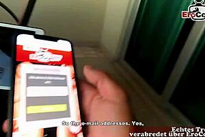 Erocom Date - User Trifft Spanische Schlampe Zum Sextreffen Am Flughafen