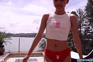 Colombian paisa barbie enjoys passionate holiday sex with facial climax on tape