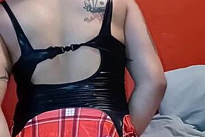 Que rico me lo metes papi rico!