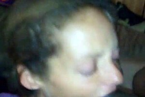 Hooker swallows cum without using hands