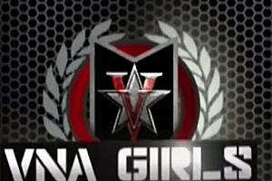 chesty maggie green feels intense pleasure inserting dildo in her cunt