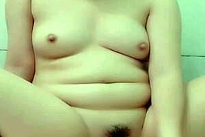 Who Knows This Girl?