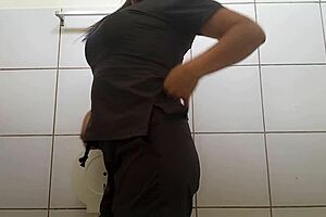 Doctora touches vagina to please boss then offers home fuck