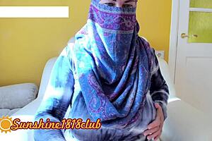 波斯大奶妻子戴头巾穆斯林网络性爱！😘