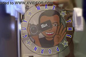 S4e3 Sexy Latina Julz Shows Body And Gives Sloppy Blowjob