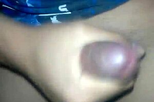 Watch Zero Give That Dark Handjob Now!