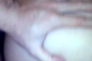 chịch e mông to zô bự sướng trym với