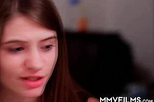 Cutie Brunettes Making Out