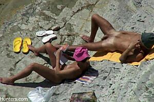 “yo, let’s get wild on this beach right now, babe!”