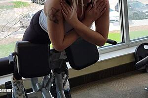 Gym pickup with huge tits Alexis? Cowgirl ride outdoors!