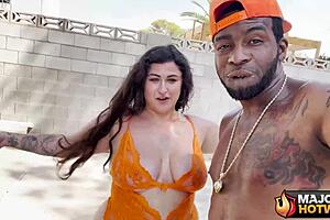 Rome Major pounds unfaithful wife Josie Jaxxon's pussy with creampie skills.