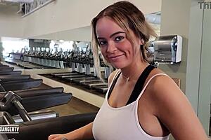 Gym pickup with huge tits Alexis? Cowgirl ride outdoors!