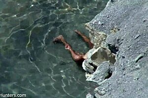 “yo, let’s get wild on this beach right now, babe!”