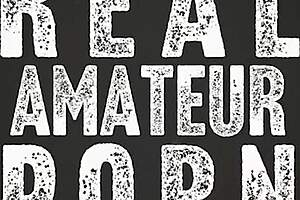 Jmac carries Cecelia Taylor to bedroom and eats her pussy!