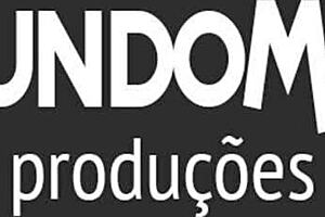 Horny Friends Talk About Big Cock