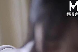 modelmedia asia - boss in black stockings