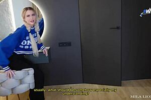 Stepsister Shares Pussy