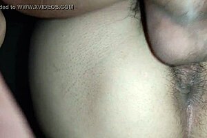 Vietnamese girl enjoys intimate moments