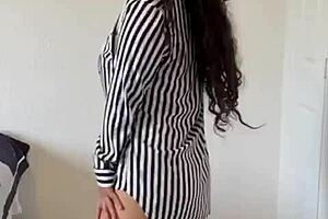 Young spanish teen shows off her ass and boobs in homemade video 😘